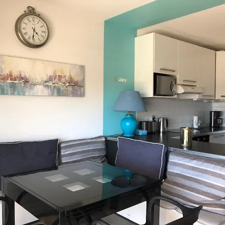 Les Jardins De Suartello Apartment